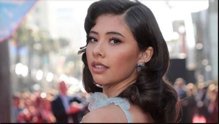 What nationality is Xochitl Gomez?